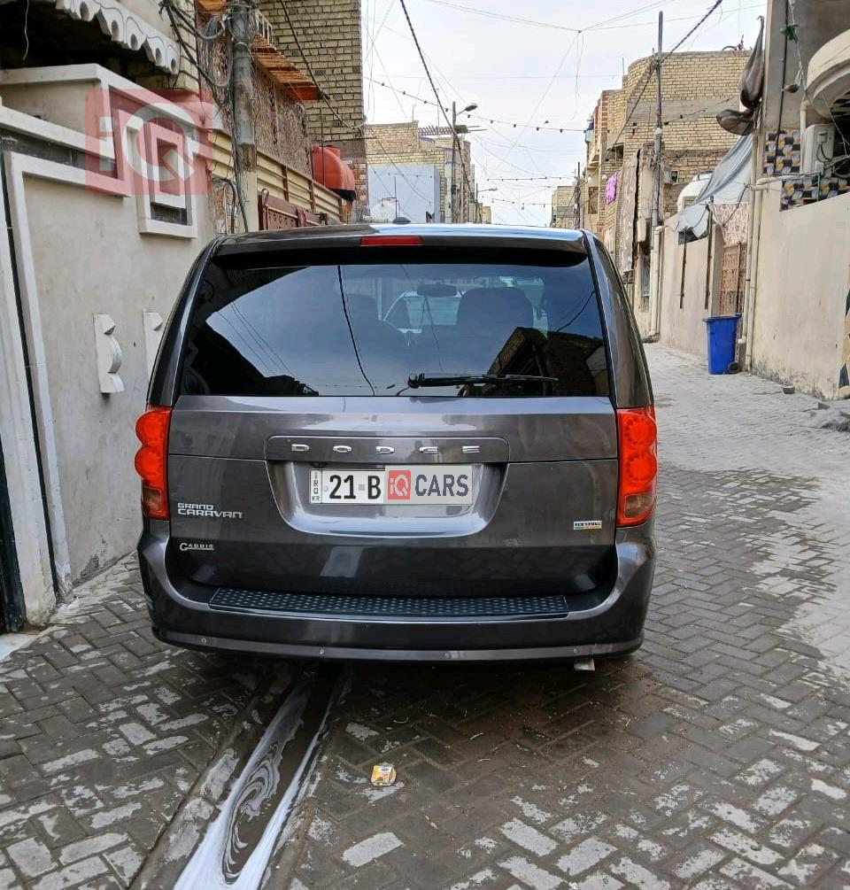 دودج جراند كارافان